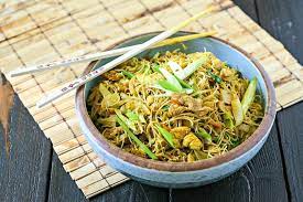 Meanwhile, heat 1 tablespoon sesame oil in a wok over high heat. Singapore Rice Noodles Everydaymaven