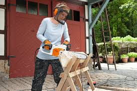 With all the different models out there, we want to know. Stihl Stihl Mse 210 C Bq Electric Chain Saw 18 Inch 2 1 Kw