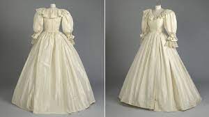 Why princess diana's wedding dress designer ripped up his original sketch. Princess Diana S Wedding Dress To Go On Display At Kensington Palace For First Time In Decades Uk News Sky News