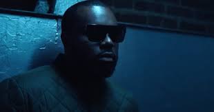 Mi gna maître gims feat. Maitre Gims Voudrait Jouer Aux Cotes Des X Men Ou Des Avengers