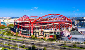 Jul 11, 2021 · the uefa euro 2020 final took place on sunday 11 july 2021, kicking off at 21:00 cest. Stadion Sport Lisboa Und Benfica Auch Bekannt Als Estadio Da Luz Ein Uefa Kategorie 4 Stadion Redaktionelles Stockfoto Bild Von Gras Spiel 160763878