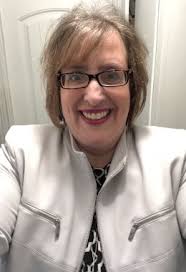 Karen Whiteman's Instagram, Twitter & Facebook