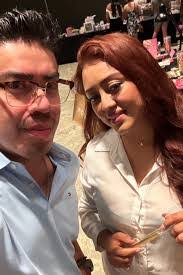 Anna Calderon's Instagram, Twitter & Facebook