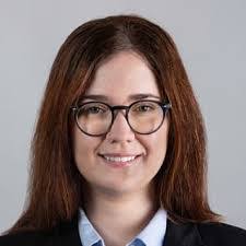 Ellen Calloway's Instagram, Twitter & Facebook