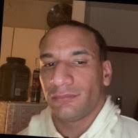 Andrew Vail's Instagram, Twitter & Facebook