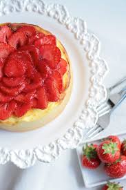 Der saftige erdbeerkuchen mit pudding wie von oma ist und bleibt aber einfach der beste So Schmeckt Der Fruhling Erdbeer Kasekuchen