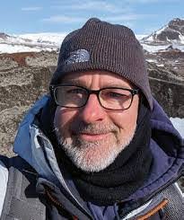 Eric Treadwell's Instagram, Twitter & Facebook