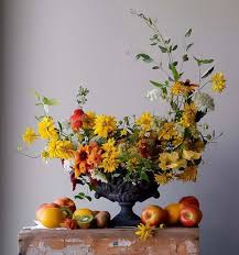 You can use a vase, bowl, or glass jar to hold your flowers. Tips For Crescent Arrangements Flower Magazine