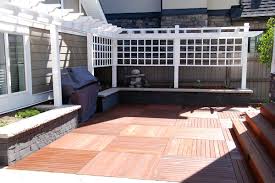 Pergola on deck with privacy screen. Outdoor Privacy Screens Have Double Benefits Ananda Landscapes