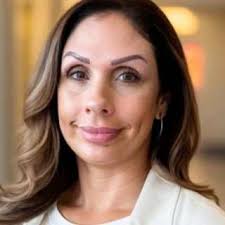 Melinda Edmondson's Instagram, Twitter & Facebook