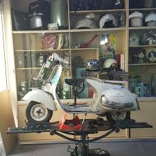 Pin By Rick Karsten On Vespa Vespa Piaggio Vespa Vespa Vintage