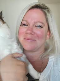 Trouble getting your kid to sit still for a selfie?