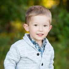 Logan Erickson's Instagram, Twitter & Facebook