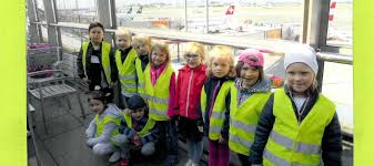 Spezielle hilfen für familien und menschen mit behinderung. Vorschulis Vom Theodor Wenzel Haus Am Flughafen Stiftung Kinderjahre