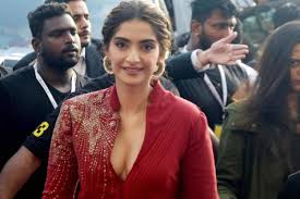 She is the daughter of actor and producer anil kapoor and the grandchild of filmmaker surinder kapoor. Sonam Kapoor Reading Seven New Scripts In London The New Indian Express