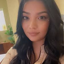 L E N A🌻💛 (@lena_x.23)