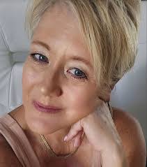 Debra Branson's Instagram, Twitter & Facebook