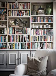 Priyatnyj Interer Kvartiry S Bibliotekoj V Shvecii 95 Kv M Foto Idei Dizajn Home Office Design Home Home Library Design