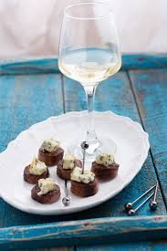 Saucisses Au Bleu D Auvergne Pour L Aperitif Bleu D Auvergne Aperitif Auvergne