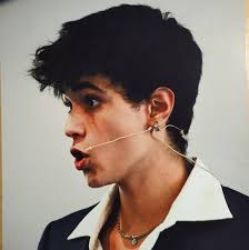 Santa Chiara, dolce, luminosa, pura. Auguri alla mia Chiaretta che sta  crescendo e diventando ogni anno più bella. E auguri a tutte le Chiara!