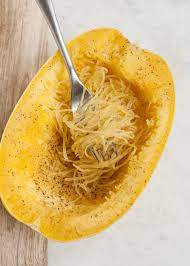 How To Cook Spaghetti Squash In The Microwave Recipe Cooking Recipes Spaghetti Squash Pad Thai