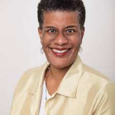 🩷Happy Hour with a Heart is the inspired creation of my dear friend,  Beverly Dudley. It's an evening that shines a light