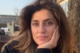 Elisa isoardi was born on december 27, 1982 in cuneo, piedmont, italy. Elisa Isoardi Changes Look And Is Unrecognizable Curler Ruetir