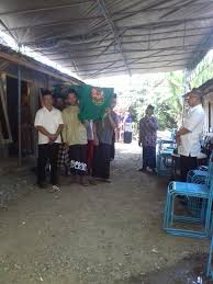 Individu (orang), kelompok sosial, organisasi sosial, masyarakat dan seterusnya dapat kita jumpai melalui aktivitas pengorganisasian dan pengelolaan namun pada masyarakat setempat (di daerah tujuan wisata), pariwisata tidak senantiasa menimbulkan dampak sosial menyeluruh pada kehidupan. Kegiatan Sosial Kemasyarakatan Pemerintah Desa Banyusoco Website Banyusoco