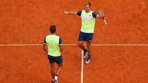 Nadal is the primary men's storyline, favored to tie roger federer's male record of 20 major titles and extend his own record of 12 french open crowns. French Open 2020 Krawietz Mies Zieht Ins Finale Ein