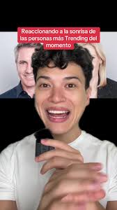 Comenta cuál es el siguiente personaje al que debería reaccionar.