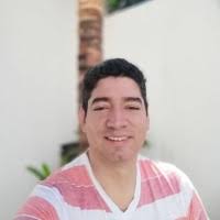 10+ perfiles de «Saúl Arias»