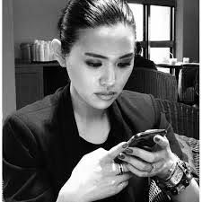 Linda Pool's Instagram, Twitter & Facebook