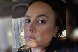 Renee Blunt's Instagram, Twitter & Facebook