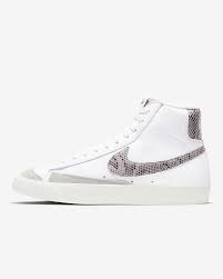 Nike blazer mid game royal. Nike Blazer Mid 77 Vintage Shoe Nike Com