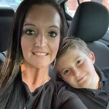 Caitlyn Colson's Instagram, Twitter & Facebook