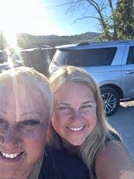 Cheryl Laub's Instagram, Twitter & Facebook