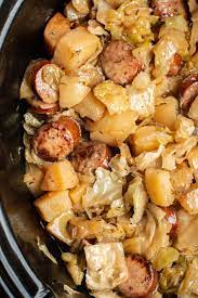 Slow Cooker Potatoes Cabbage And Kielbasa The Magical Slow Cooker Recipe Crockpot Recipes Easy Slow Cooker Potatoes Crockpot Recipes Slow Cooker