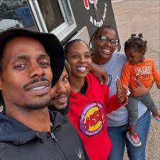 Larry Outlaw's Instagram, Twitter & Facebook