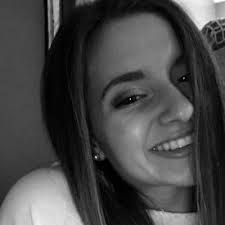 Madelyn Carter (@m_carter0815)