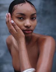 HONORING BLACK WOMEN IN HOLLYWOOD CYNTHIA ERIVO MARLA GIBBS RAAMLA MOHAMED  TEYANA TAYLOR BEAUTY PRODUCTS YOU CAN'T LIVE WITH