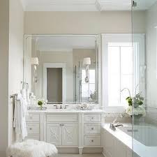 Today's color review is ballet white by benjamin moore, i'm going to show what makes this greige paint color unique, i'm also going to show you how it reacts to light in a north and south facing rooms, and i'm going to give you three valuable tips that you need to know about benjamin moore ballet. Paint Gallery Benjamin Moore Ballet White Paint Colors And Brands Design Decor Photos Pictures Ideas Inspiration And Remodel