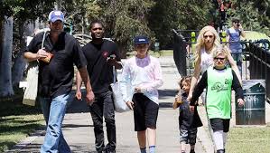 He is married to country singer miranda lambert. Blake Shelton Gwen Stefani They Take Her Kids To The Park Pics Hollywood Life