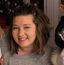 Jennifer Whitenack's Instagram, Twitter & Facebook