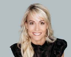 Tara Nye's Instagram, Twitter & Facebook