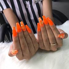 If you want to stand out, look no further and choose orange acrylic nails. Pin On Nail Ideas
