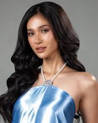 Jasmine Omay for @msworldphil Tarlac Province Photo: Josh Vergara