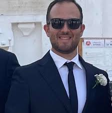 Kb300 4jh1lf producing white smoke when started