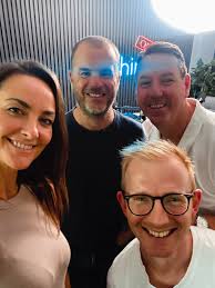 A little bit of (work) life lately ☺️ 1. Sampling @tim.spector 's new kefir  ice cream ! 2. Talking fibre to @womenshealthuk & @abbi.le.henderson 3.  Being a podcast guest for one my