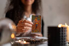 How Accurate Are Tarot Readings & Can ...