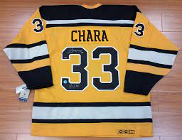Authentic nhl boston bruins winter classic hockey jersey new mens hoanhminhchau71. Zdeno Chara Boston Bruins Signed Dated 2010 Winter Classic Premier Jersey Le 13 33 Nhl Auctions
